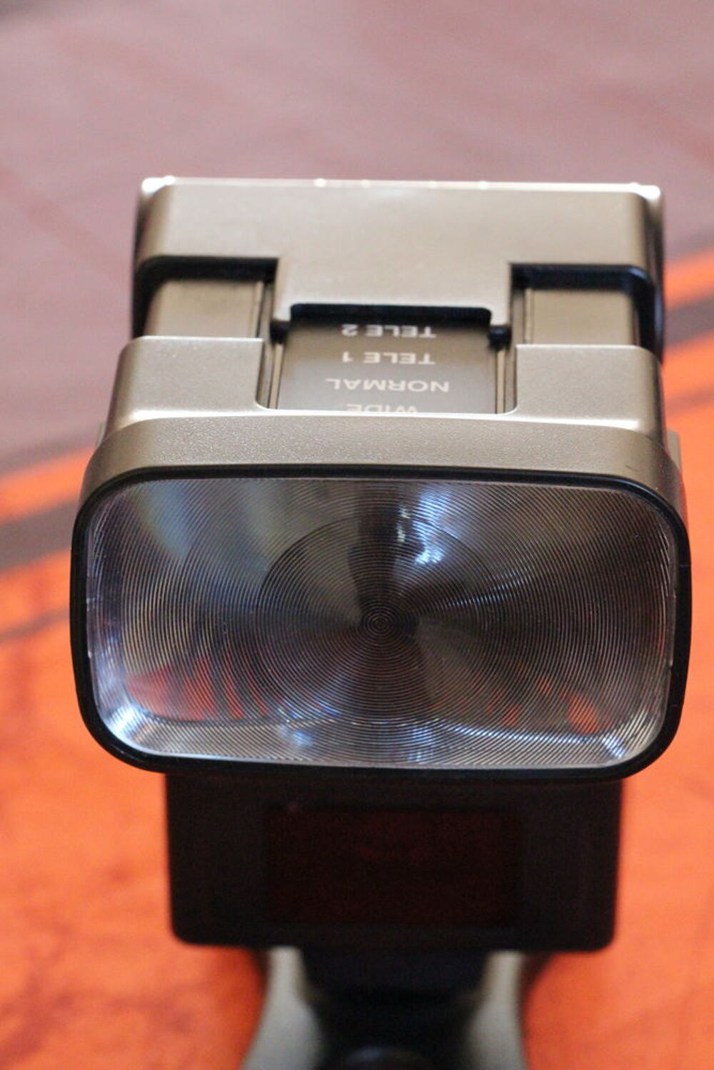 Flash STARBLITZ 300DFC pour CANON Photos/Video/TV