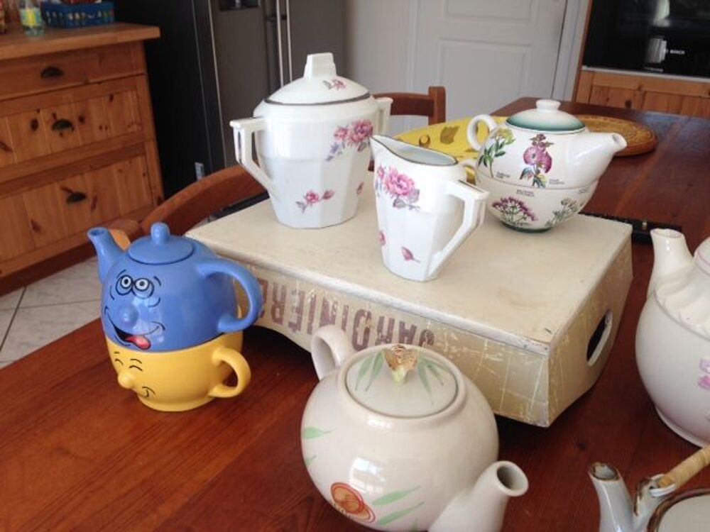Th&eacute;i&egrave;re en porcelaine Décoration