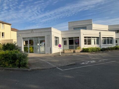 Bureaux 332 m² Périgny 4000 17180 Prigny