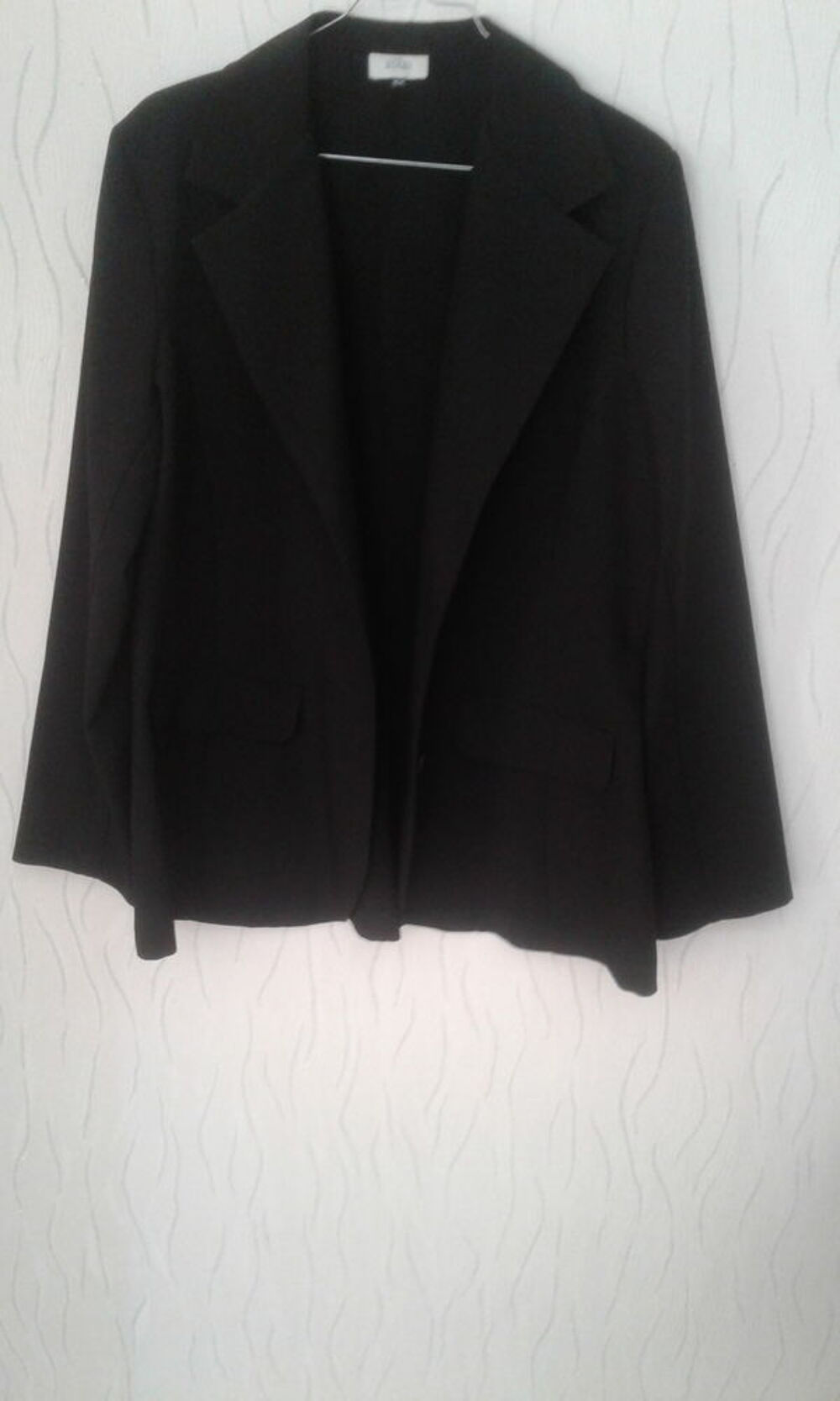 Veste noire Kiabi T.44 Vêtements