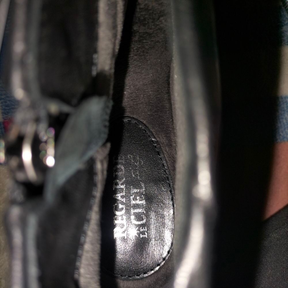 Boots zipp&eacute; regarde le ciel pointure 39 quasi neuf Chaussures