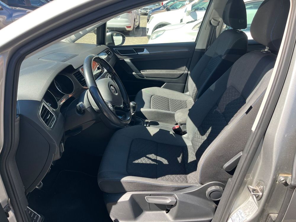 Golf SW Golf Sportsvan 1.6 TDI 115 BMT FAP BVM5 Confortline 2018 occasion 82000 Montauban