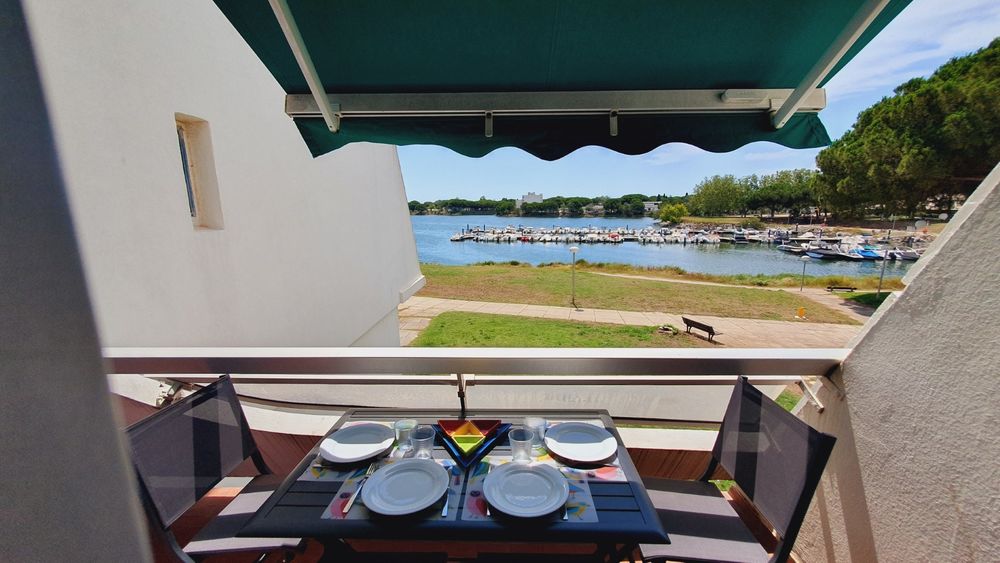 Vente Appartement Superbe T2 avec vue sur lac et parking privatif! La grande-motte