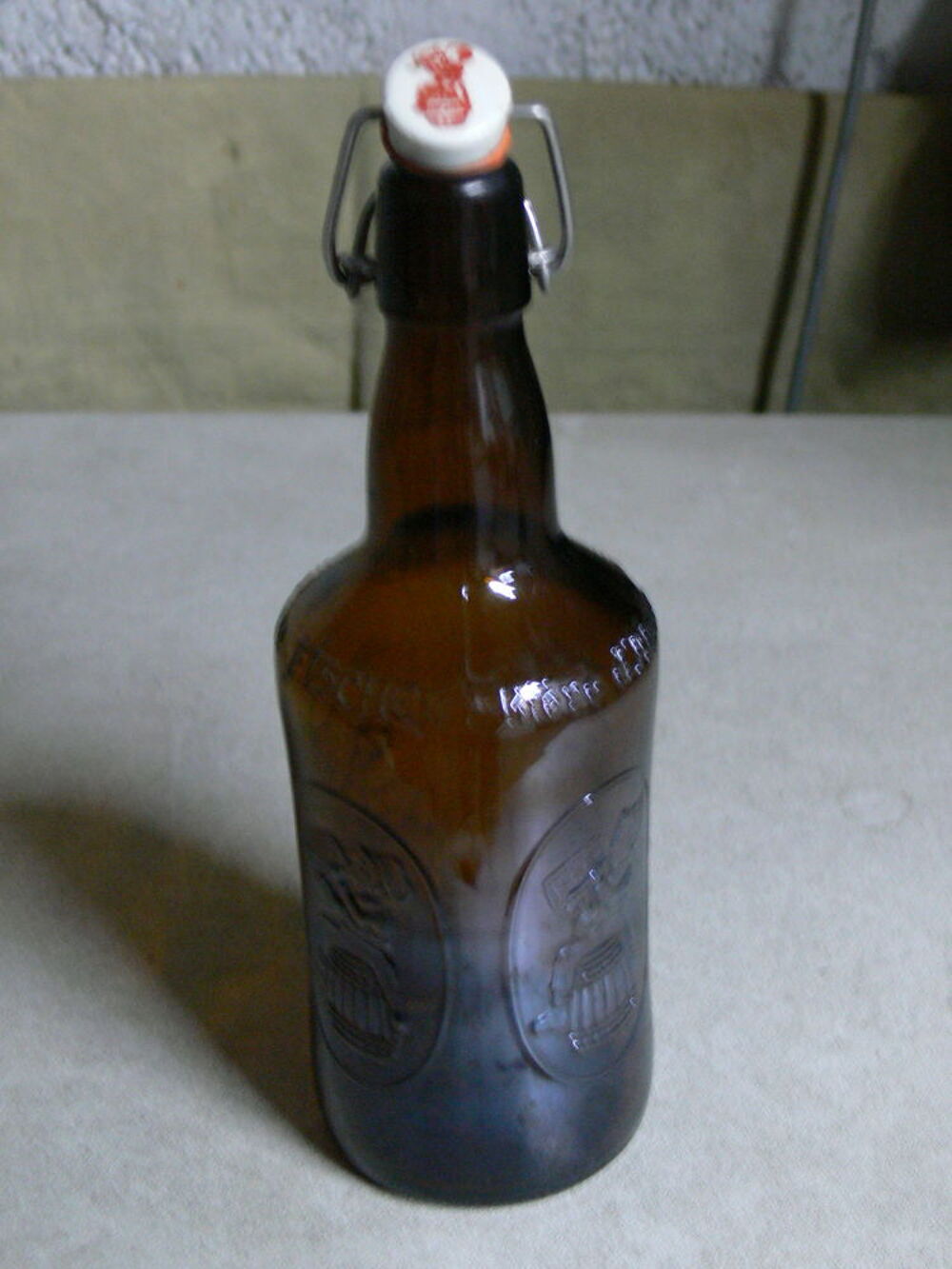 Bouteille bi&egrave;re 