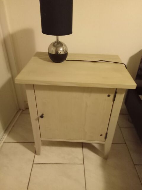 Table de chevet 25 Saint-Marcel-sur-Aude (11)
