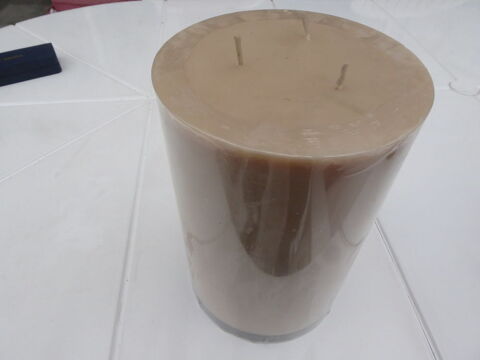 Bougies Flamand diam�tre 15 cm avec 3 m�ches 25 Bi�vres (91)