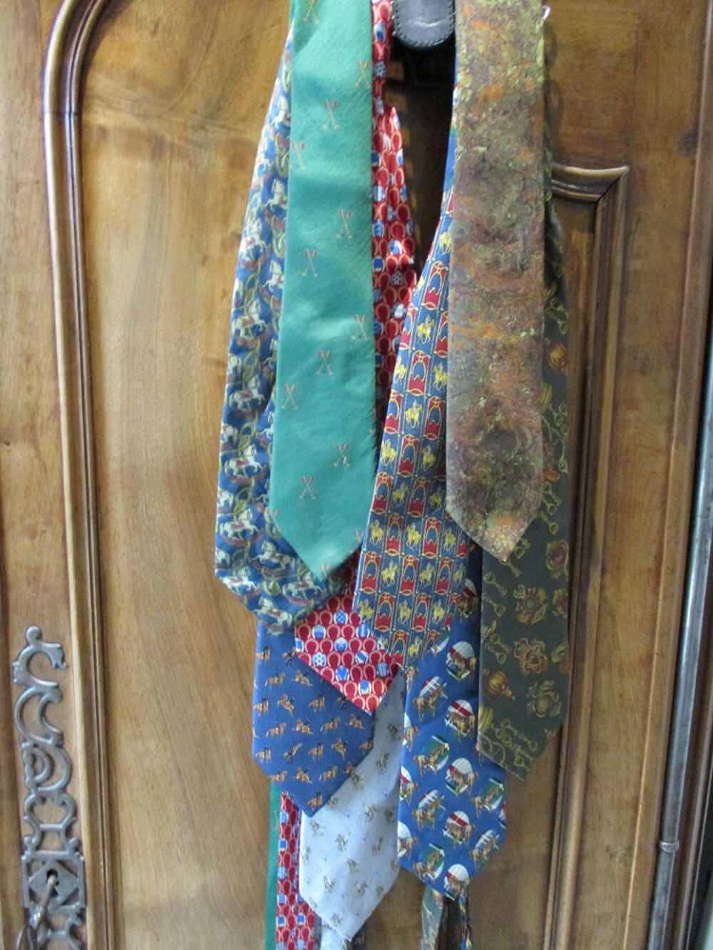 CRAVATTES VINTAGE V�tements