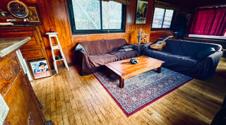  P�niche � vendre 6 pi�ces 230 m�