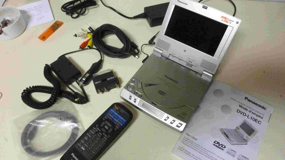 Lecteur CD-DVD PANASONIC DVD-L10EC Photos/Video/TV