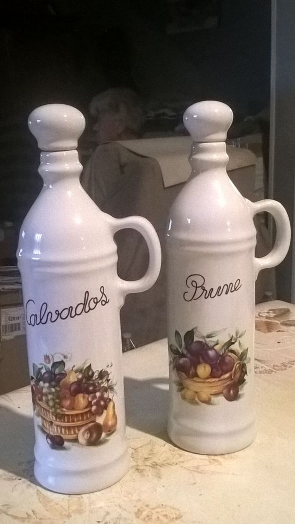 Anciennes bouteilles liqueur. Décoration