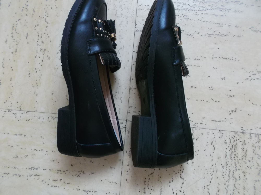 mocassins femme de couleur noir Chaussures