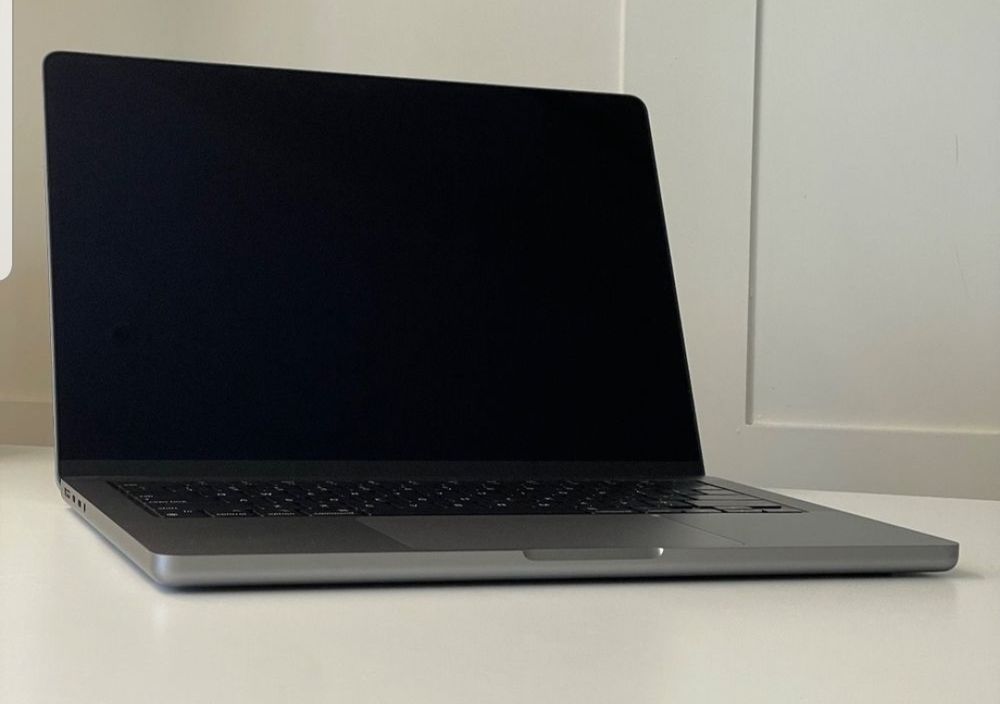 M2 Max Macbook Pro 14&quot; 1TB de m&eacute;moire Matriel informatique