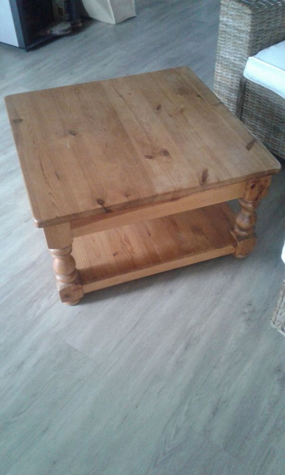 Table basse Meubles