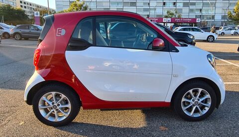 Smart fortwo Coupé 82 ch Electrique BA1 Passio