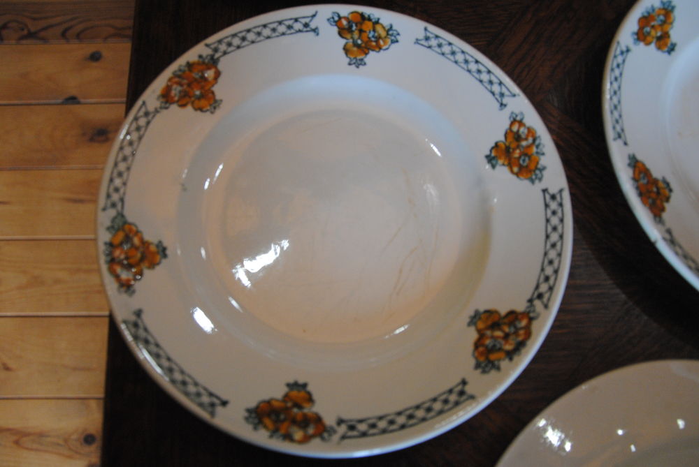 Assiettes Moulin des Loups et Hamage
Décoration