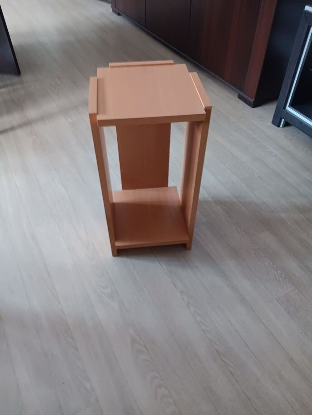 CHEVET AVEC LAMPES Meubles