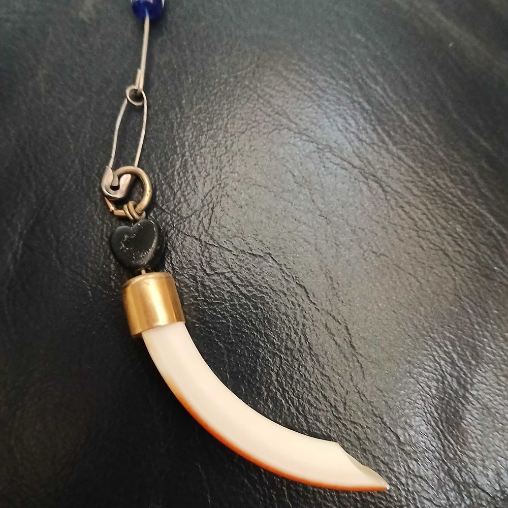 pendentif dent de morse 
