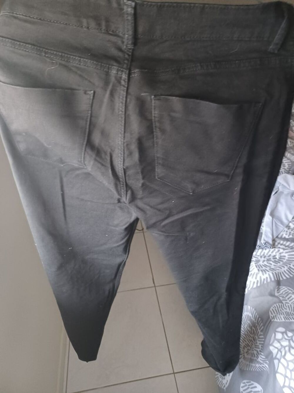 Pantalon en jean noir Vêtements