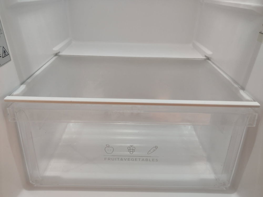 R&eacute;frig&eacute;rateur Essentiel B tr&egrave;s bon &eacute;tat Electroménager