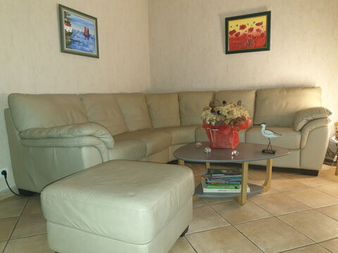 Salon d'angle en cuir beige. 0 Martignas-sur-Jalle (33)