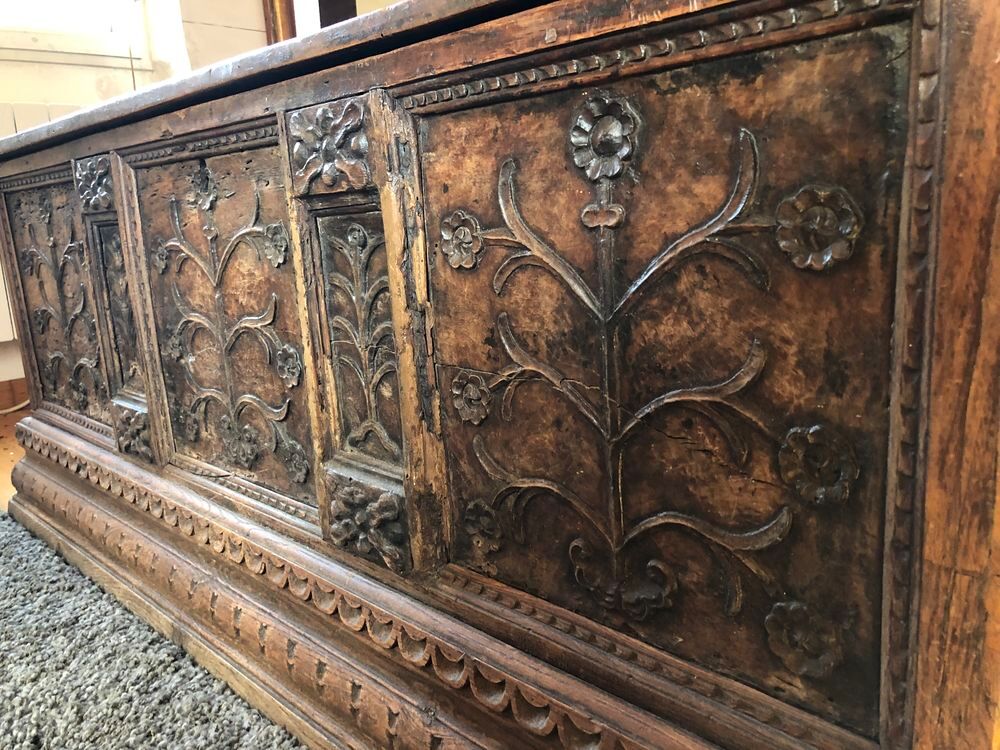 ANTIQUIT&Eacute; - ANCIEN COFFRE (non dat&eacute;) Meubles