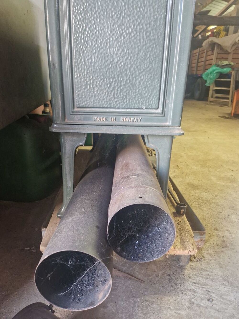Po&ecirc;le en fonte suedoise d occasion. Bricolage