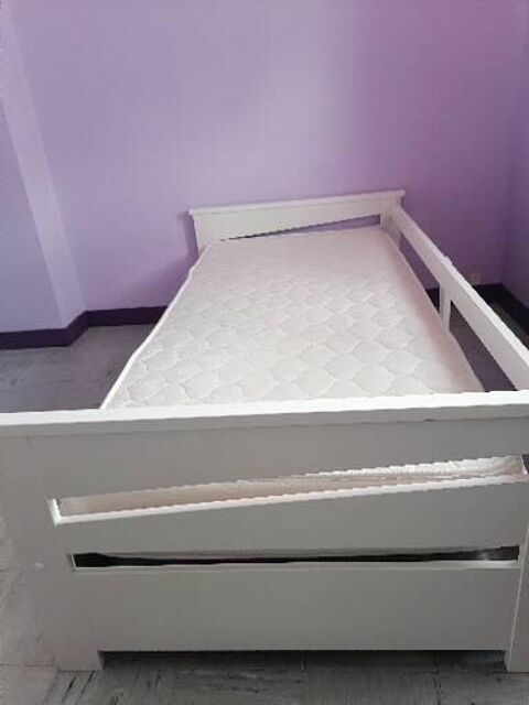 Lit une personne avec 2 matelas et couchages 140 Mer (41)
