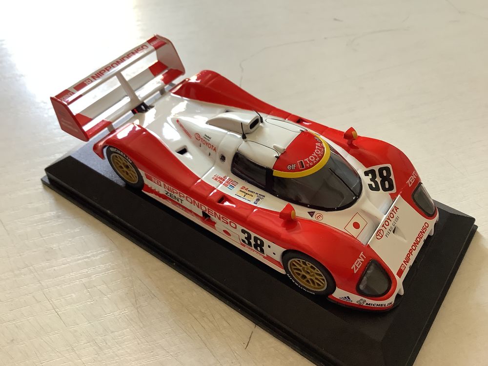 TOYOTA TS10 1/43 24H DU MANS 1993 voiture miniature 