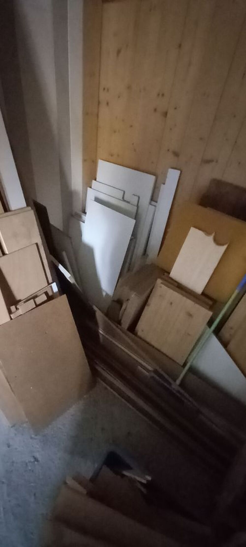 Bois divers neuf et ayant d&eacute;j&agrave; servis Bricolage
