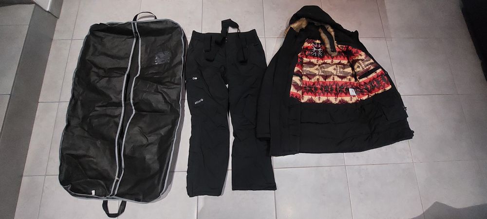 Manteau Armand Thiery + Pantalon Etirel Vêtements