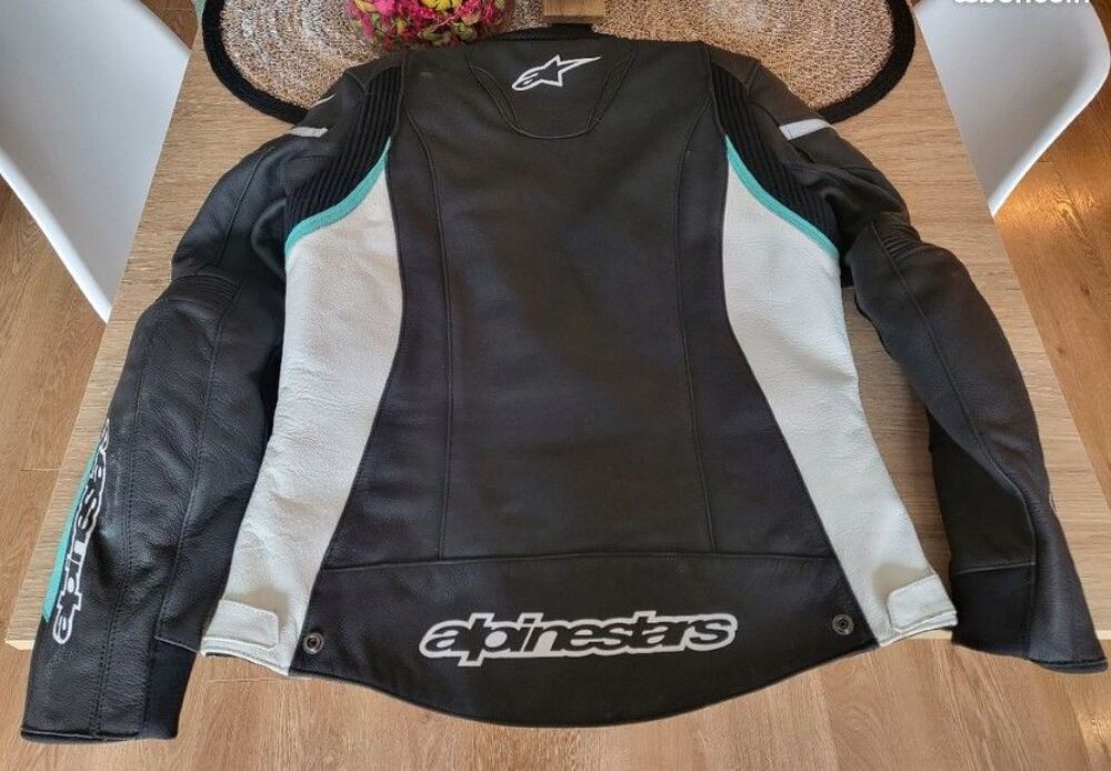 Blouson moto femme Vêtements