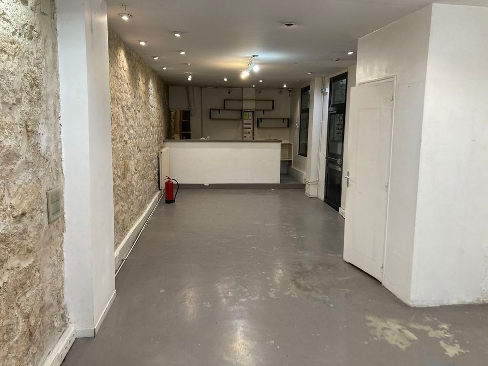 Vente Investisseur Murs vides de local commercial bien situé à Paris Paris 10