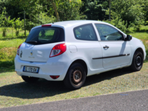 Clio III 1.2 16V 75 Aliz&eacute; 2012 occasion 77380 Combs-la-Ville