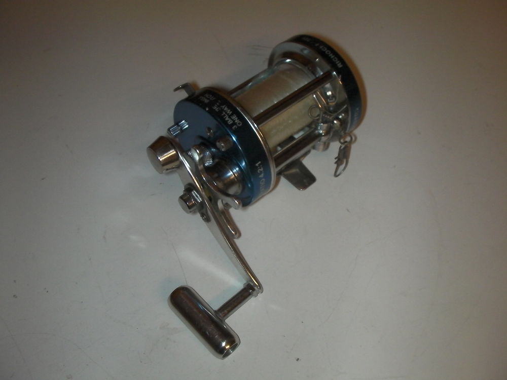 Moulinet petite traine multiplicateur "STORM" Sports