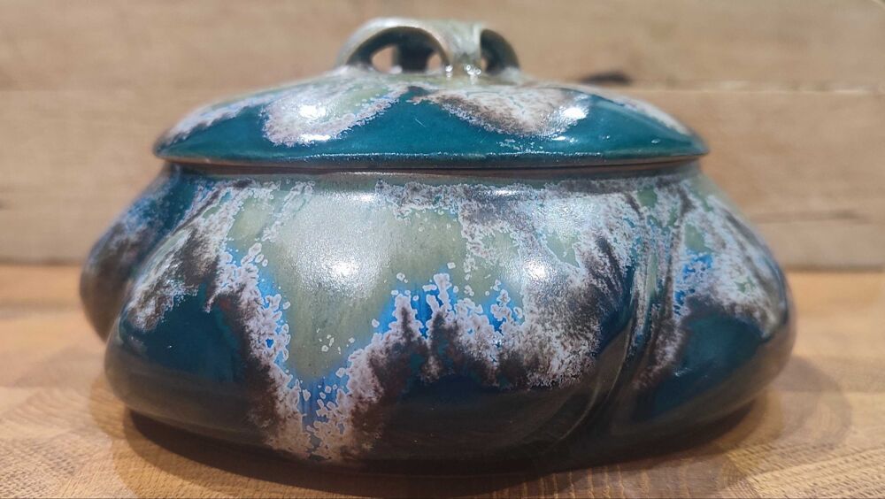 Bonbonni&egrave;re c&eacute;ramique Denbac Art nouveau 