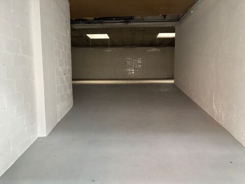  Parking / Garage � louer 100 m�
