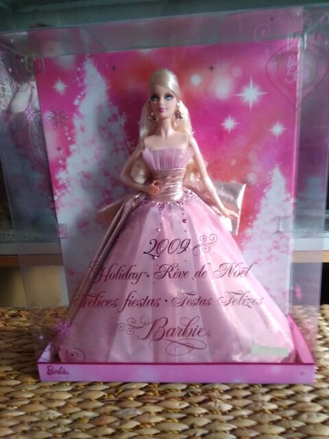 Barbie - Collector edition Noël 2009
130 Plougonven (29)