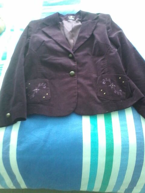 Veste en velours de marque Victoria veliani 10 Tourcoing (59)