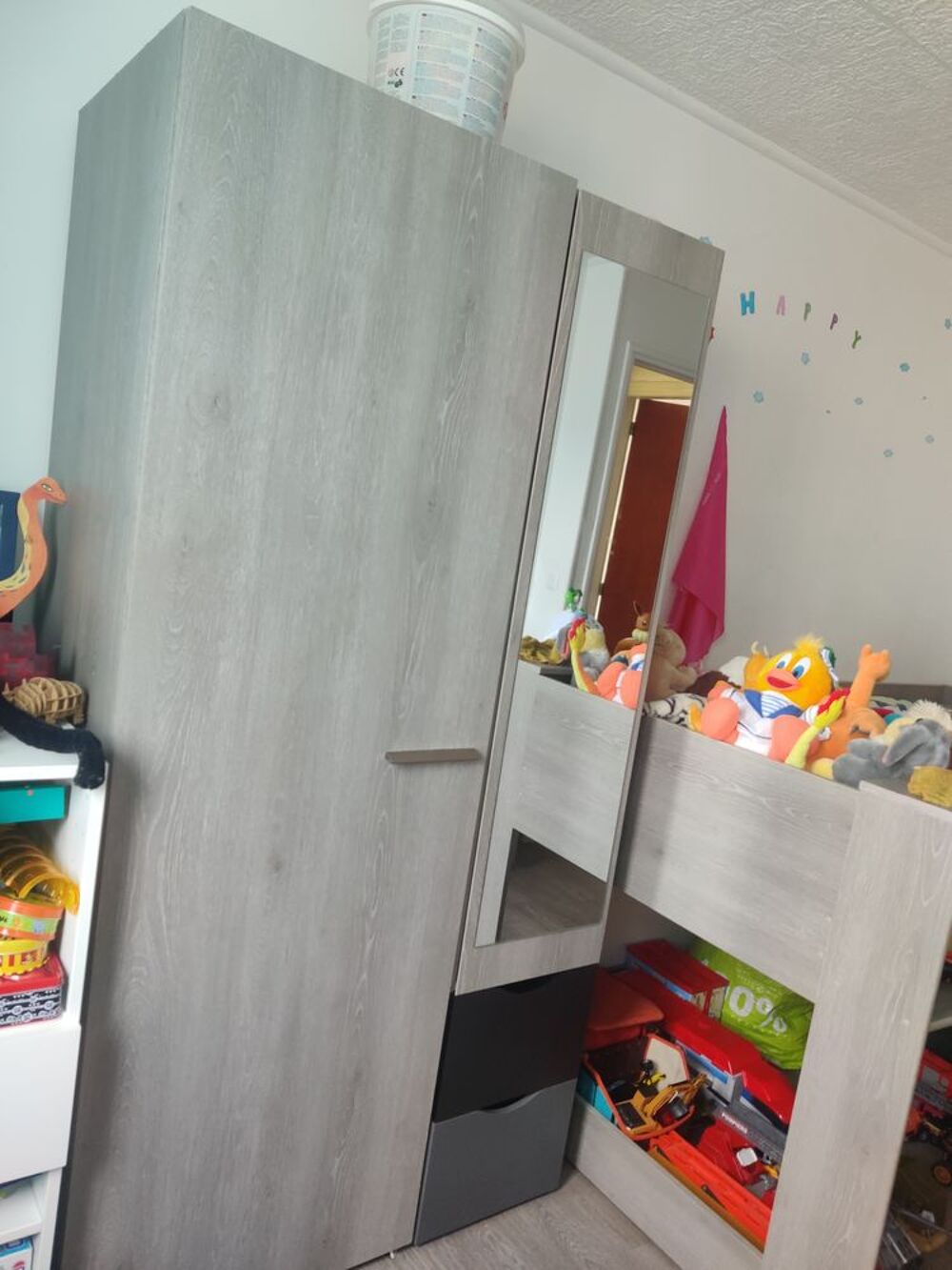 Lit bureau avec matelas et armoire Mobilier enfants