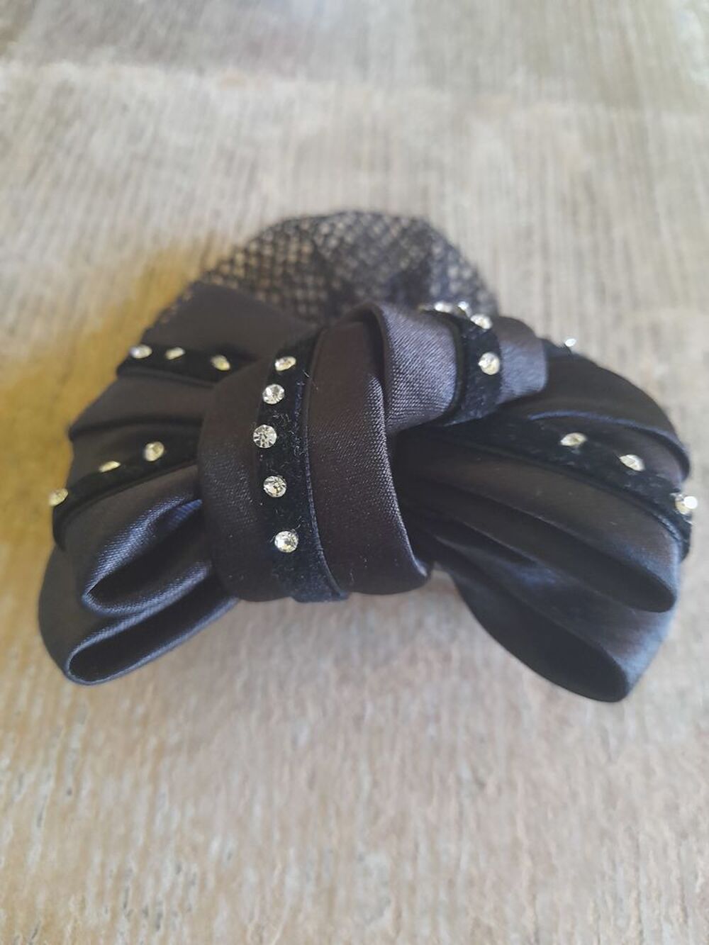R&eacute;sille avec noeud et strass HKM Sports