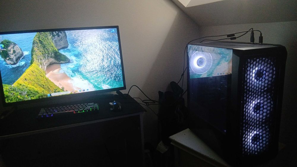 Tour gamer Asus Electroménager