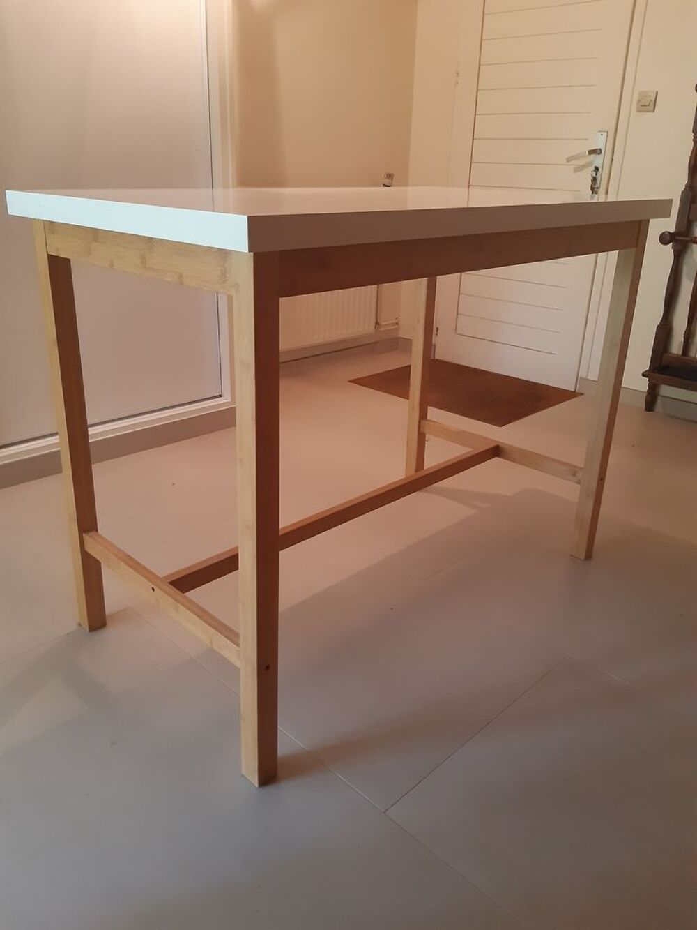 Table haute cuisine Meubles