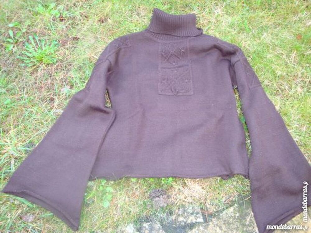 Pull &agrave; col roul&eacute; marque SINEQUANONE Vêtements