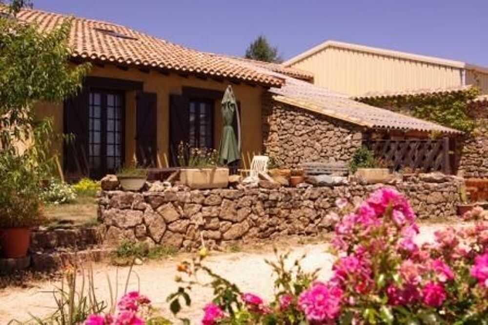   CHAMBRES d'hôtes/HAUTES CORBIÈRES/ PAYS CATHARE/BUGARACH Vacances  / Offres de location 