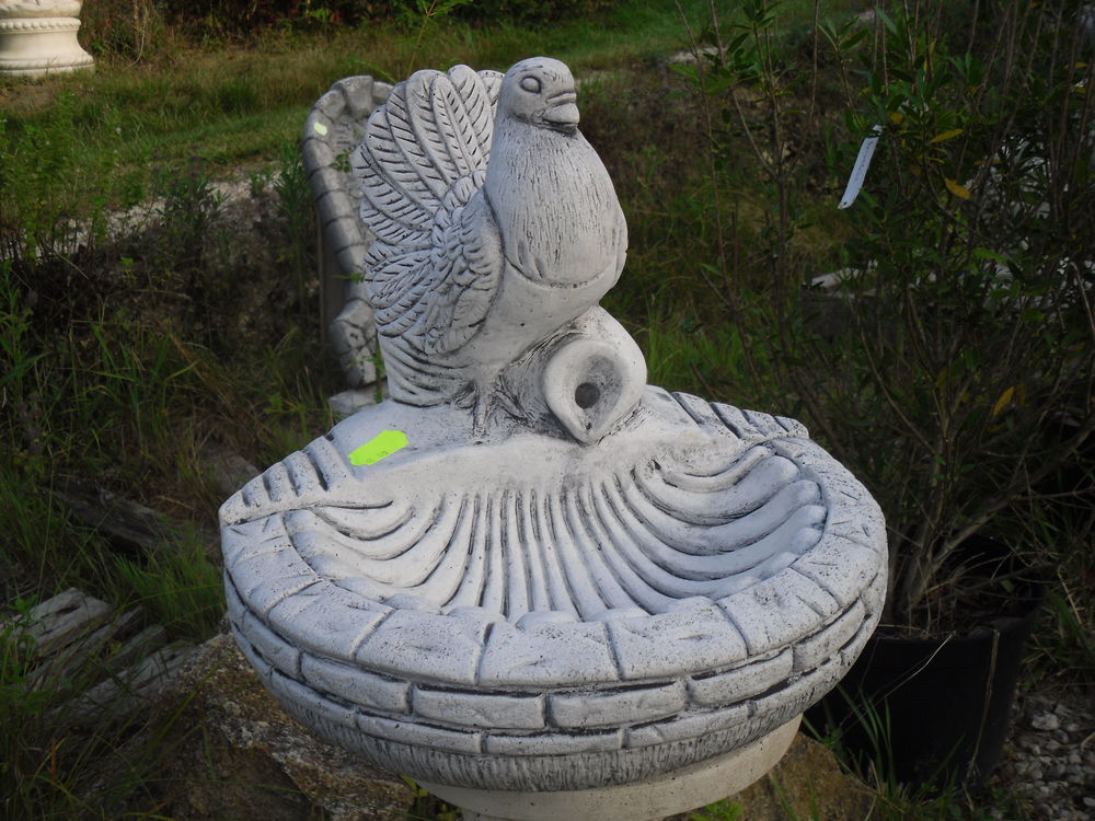 MANGEOIRE / ABREUVOIR OISEAUX en pierre STATUES DIVERSES Jardin