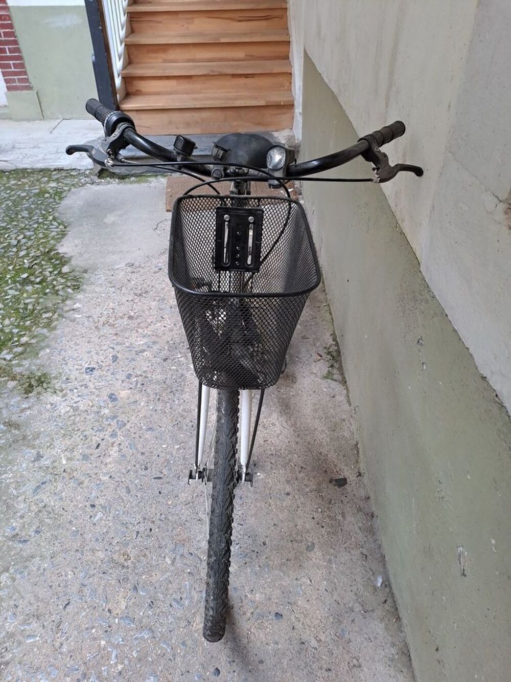 un v&eacute;lo femme Vélos