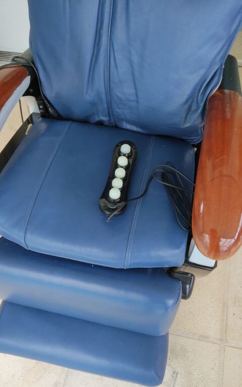 Fauteuil �lectrique massant 200 V�theuil (95)