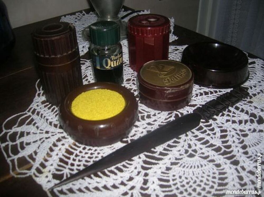 Objets en bak&eacute;lite 