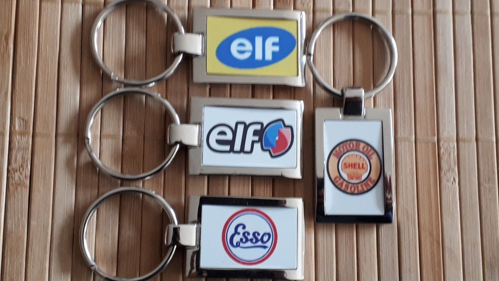 Porte-cl&eacute;s STATIONS ESSENCE - RARES - 7 euros pi&egrave;ce 