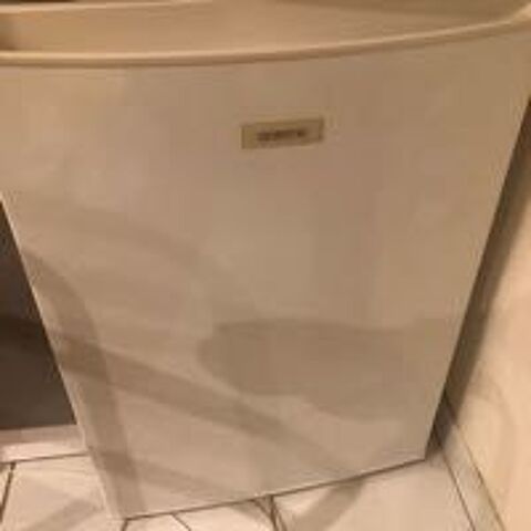 frigo servie 2 mois 100 Bayonne (64)